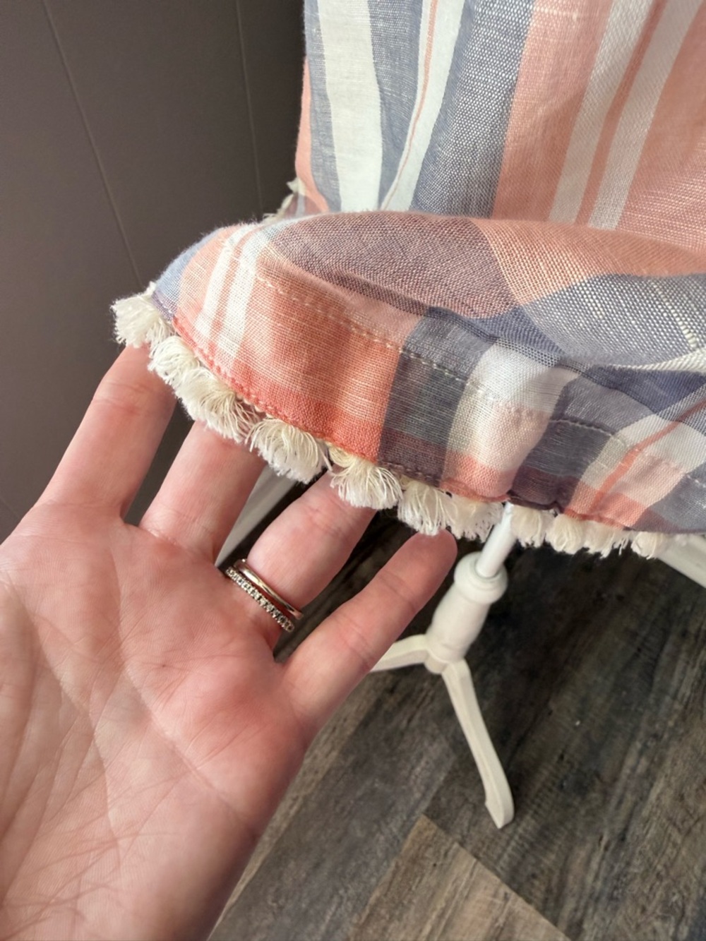Liz Claiborne Peach and Blue Striped Linen Blend Top - Picture 3 of 7